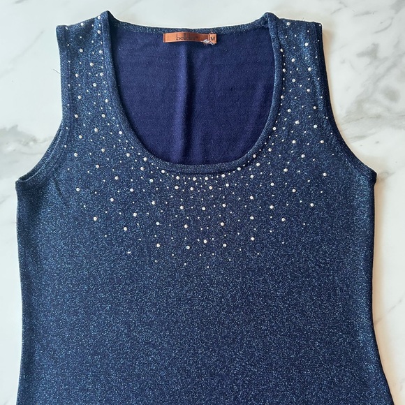 Belldini size M navy glittery knit tank top - Picture 3 of 14